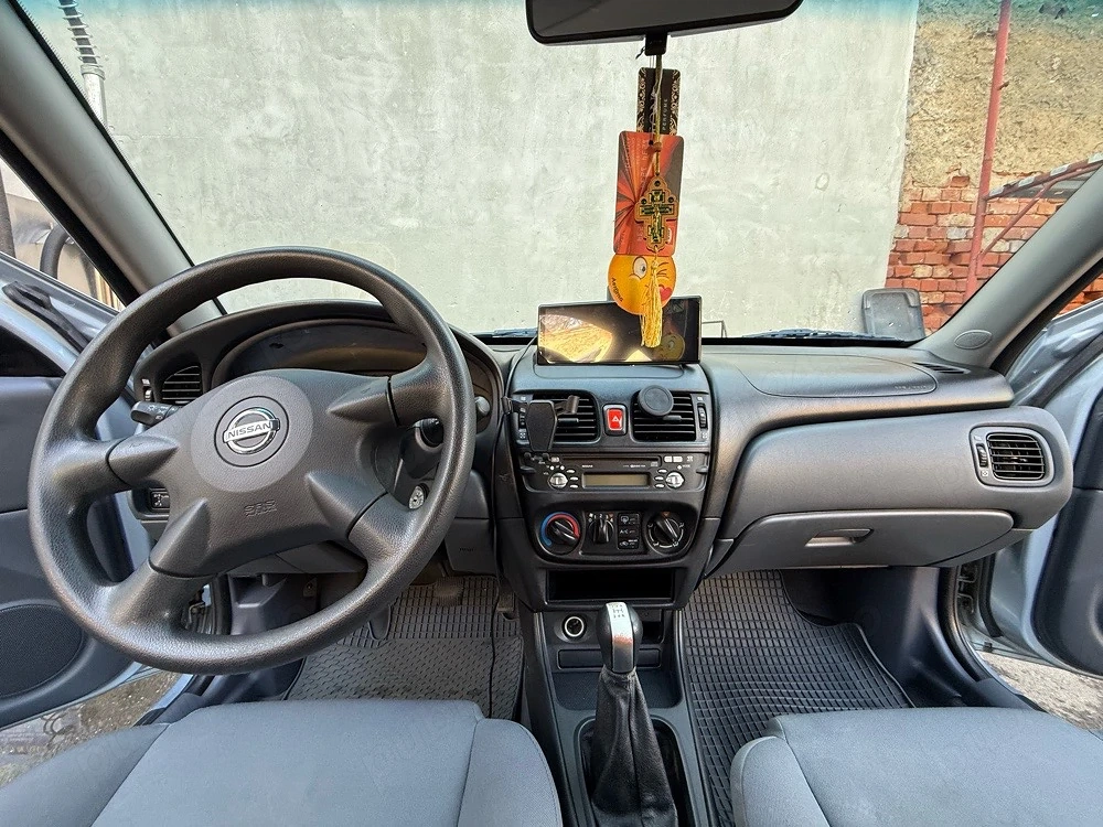 Vând Nissan Almera N16, hatchback, 1.5 benzina
