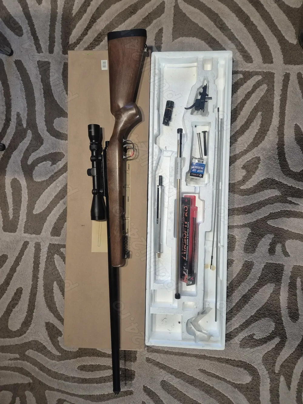 Vând replica sniper MB03 