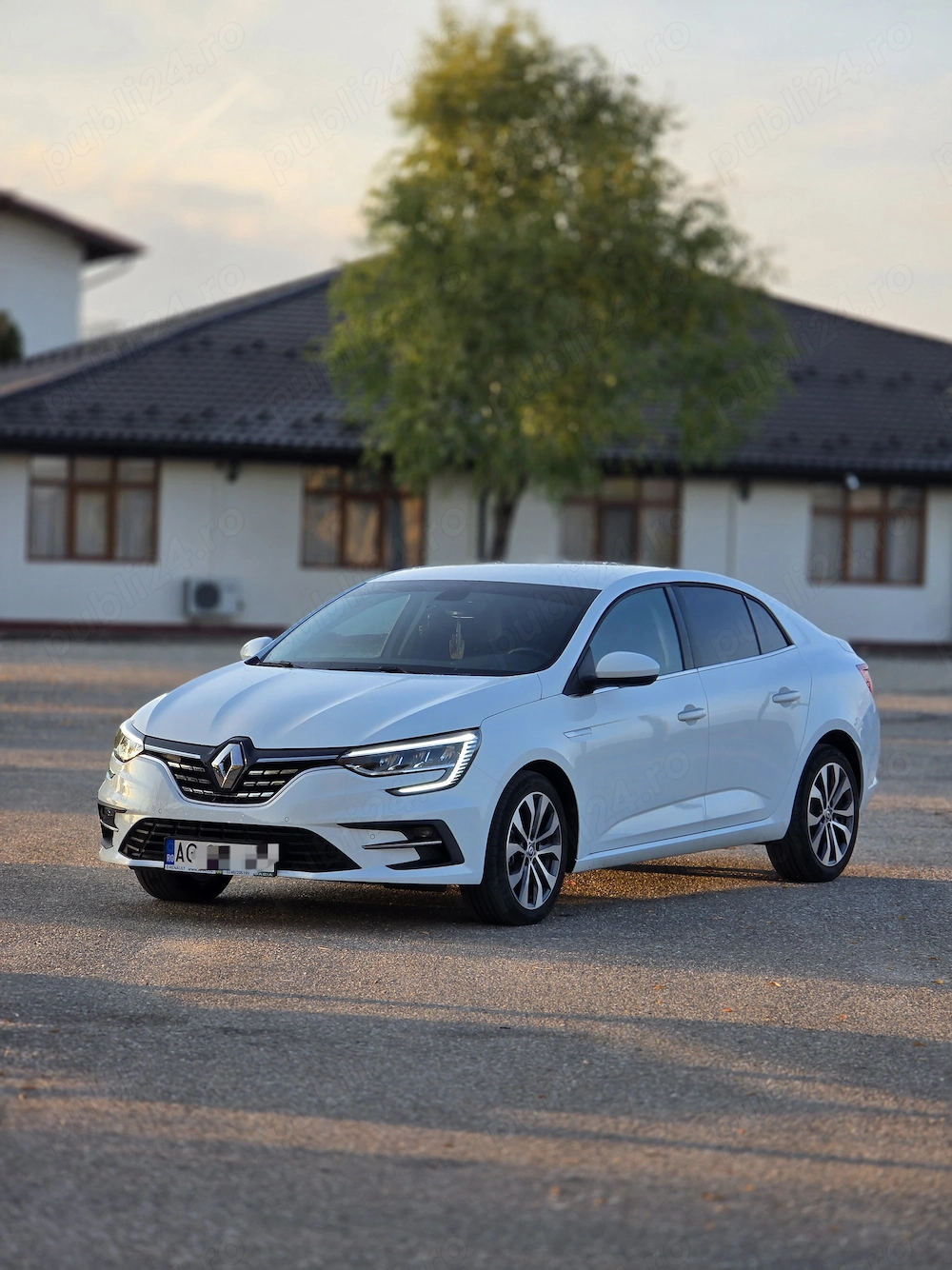 Renault megane 4 unic propietar accept orice text in reprezentanta