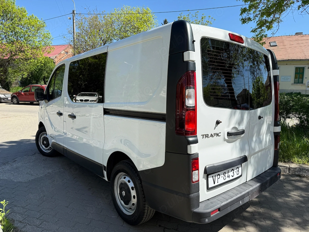 Renault Trafic Modelu nou 2016 clima ,navi etc.