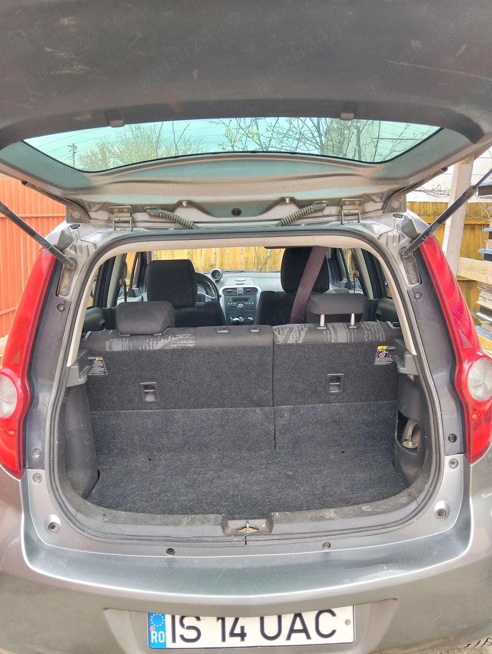 Opel agila an 2013,km 165930, motor 1.0