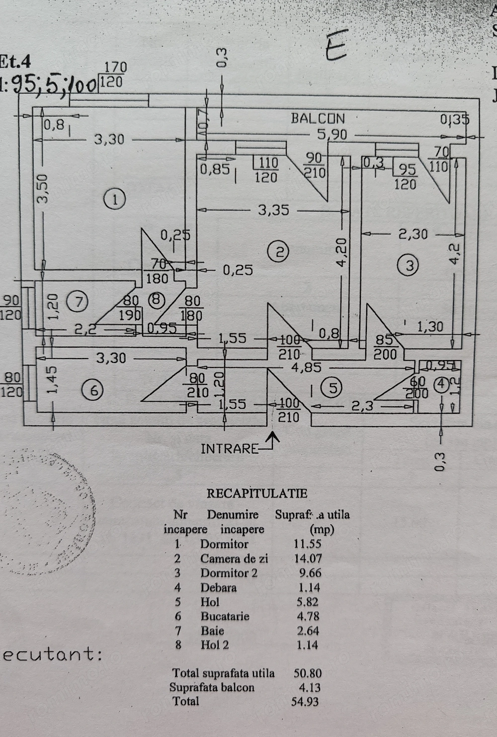 Vand apartament cu 3 camere in Bals