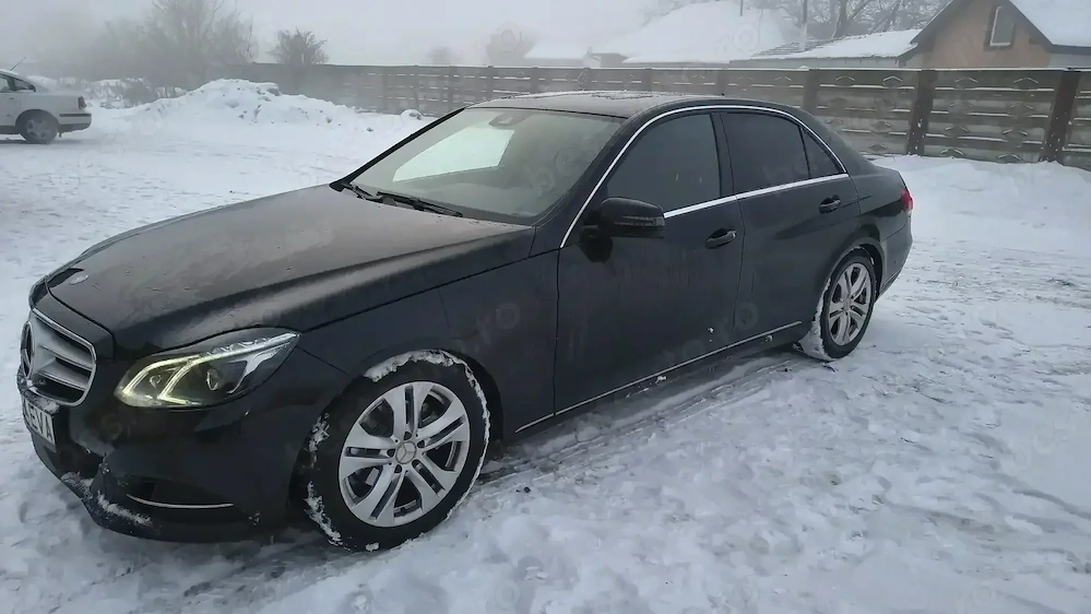 Mercedes Benz E 200  
