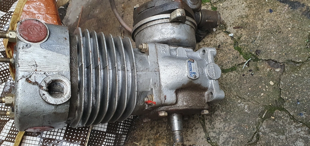 Compresor camion Romanesc Nou