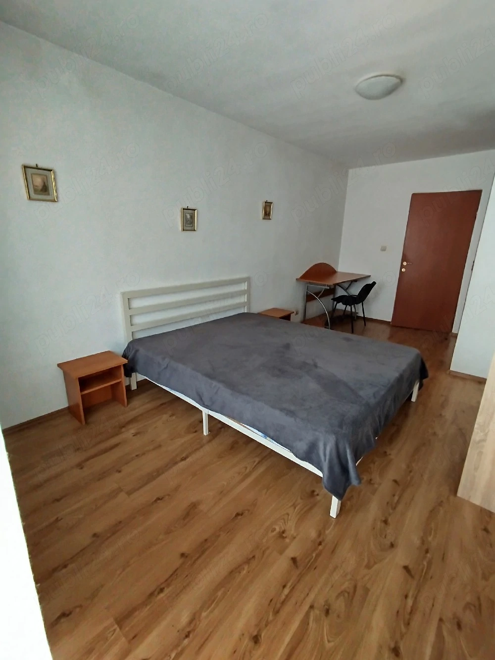  Ofer spre închiriere un apartament hotelier cu 4 camere.