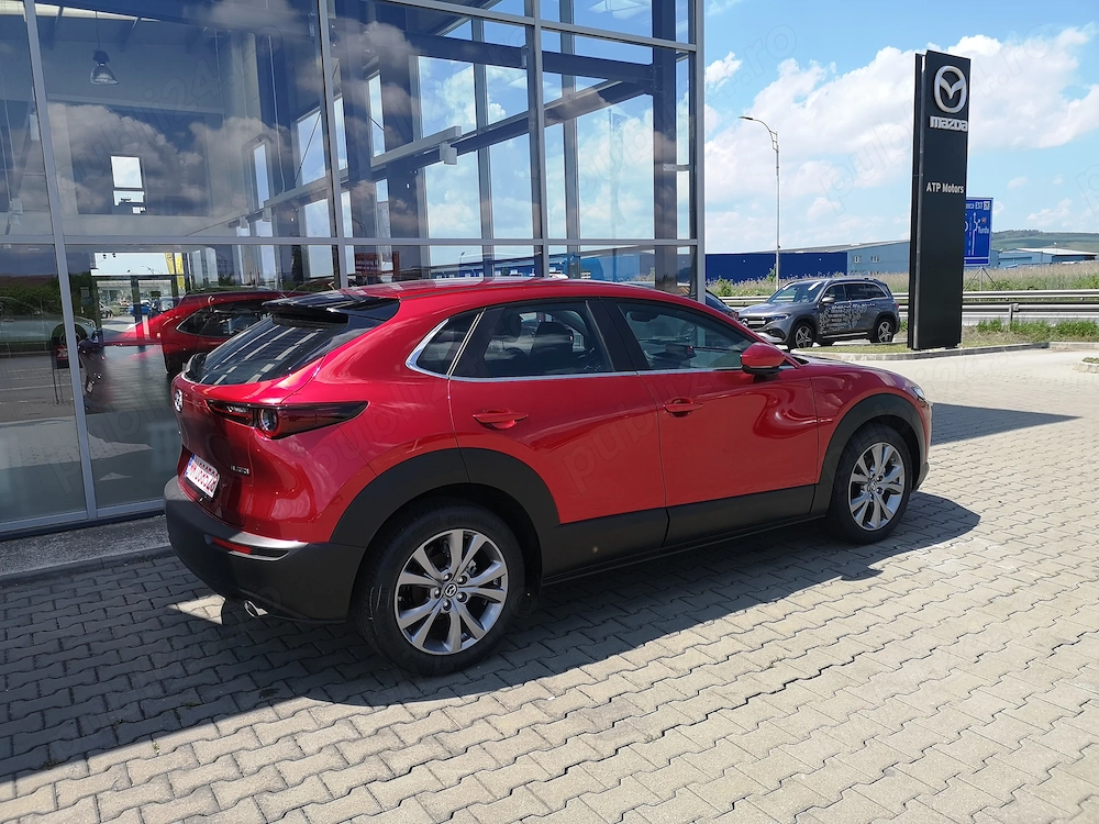 Vând Mazda CX-30 