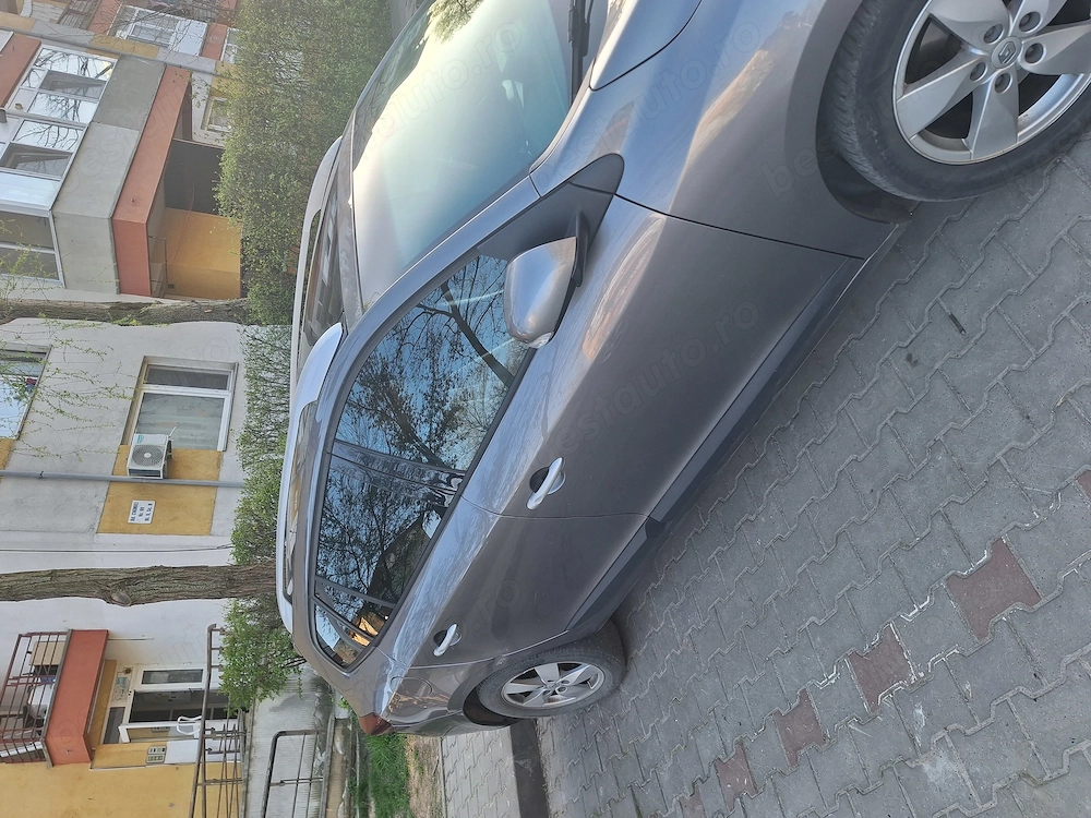 Renault megan 3 2010 motor1.5 dci..preț 2800 neg. Tel. 