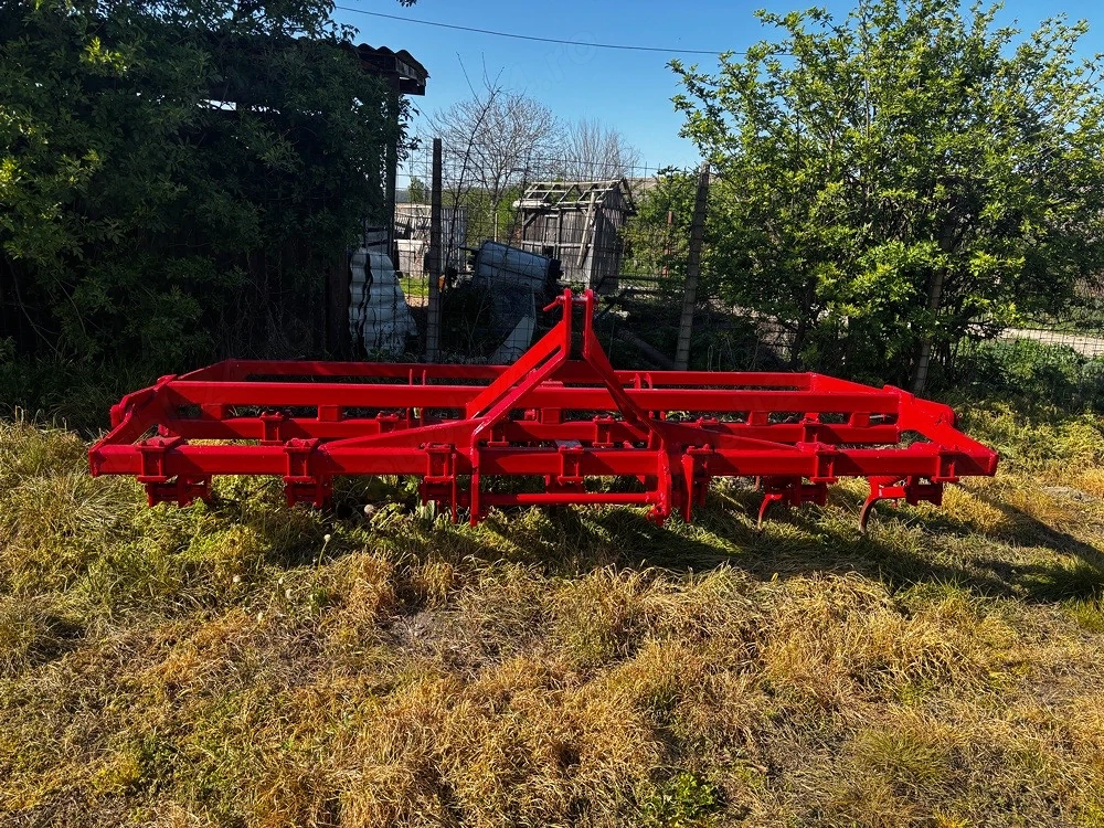    De vânzare   utilaj agricol Hercules cu tăvălugi Cruschil (13 organe)