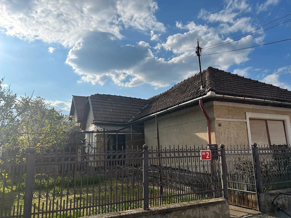 Vând casă în Baia Mare.
