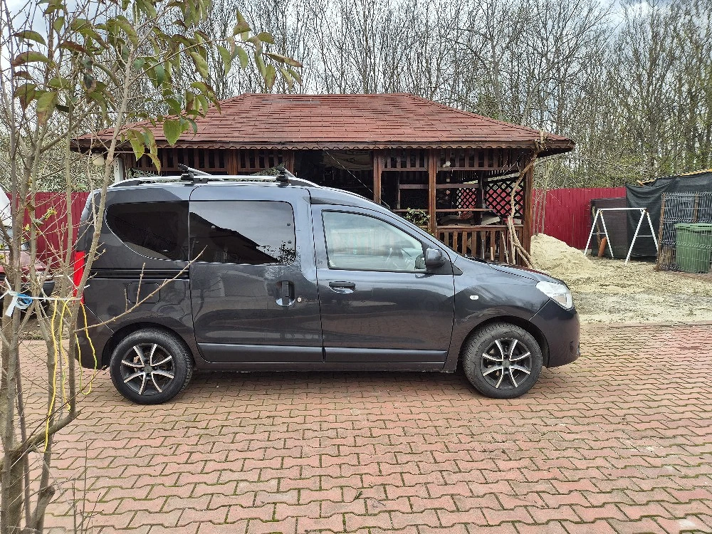 Vănd Dacia Doker