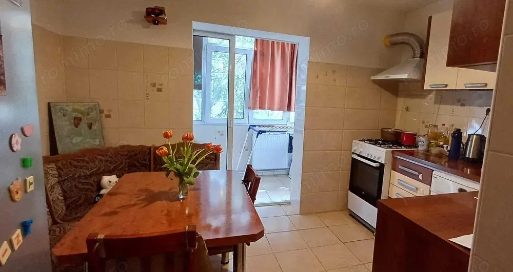 Apartament 3 camere Casa de Cultură