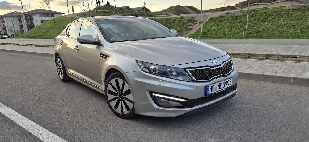 Kia Optima Spirit 1.7CRDi 136cp automat 6+1 Viteze Panoramic Navi Ventilatie Camere