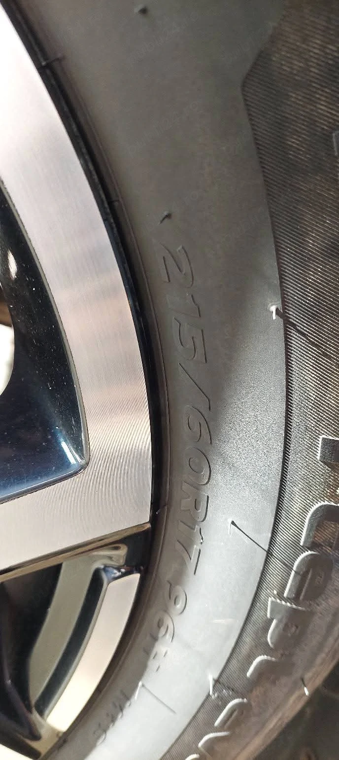 Vând jante aliaj stare foarte bună Dacia Duster