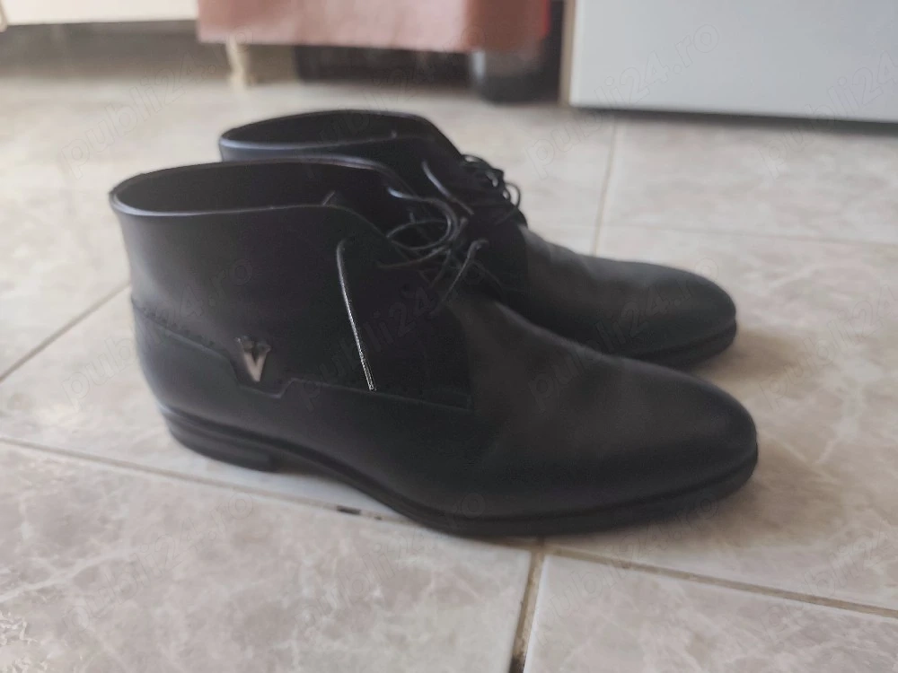 pantofi eleganți piele Valentino 