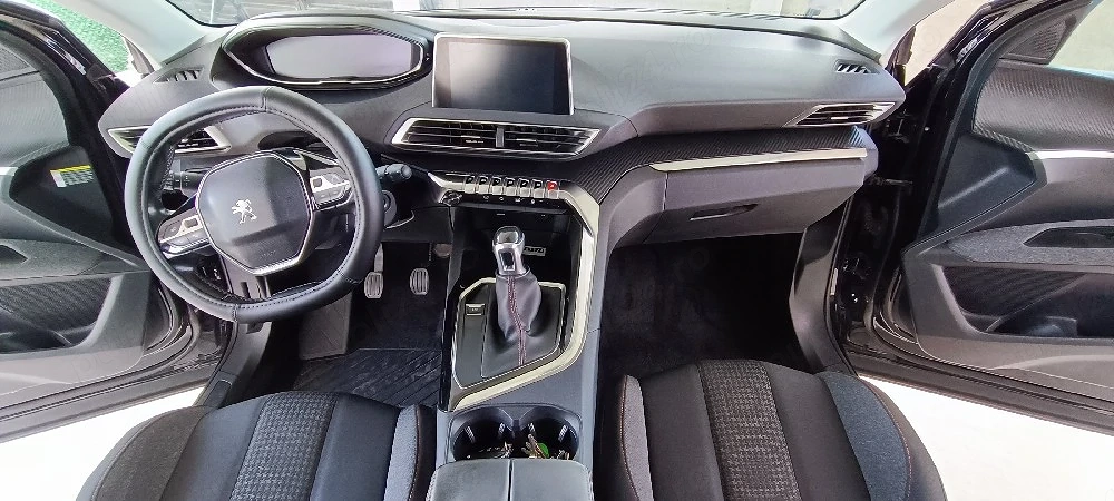 Peugeot 3008 an 2018 km 129000 distributie scimbata 1.2 benzina 