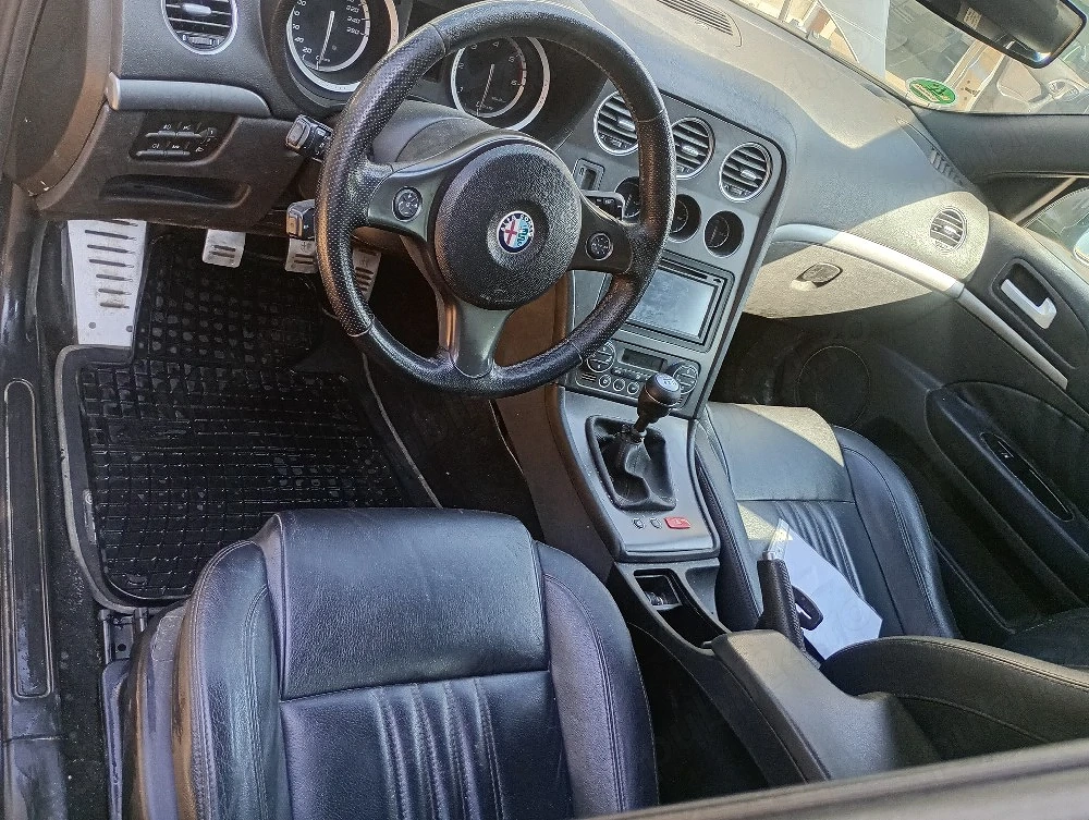 Alfa Romeo 159 1.9 120 cai an 2010