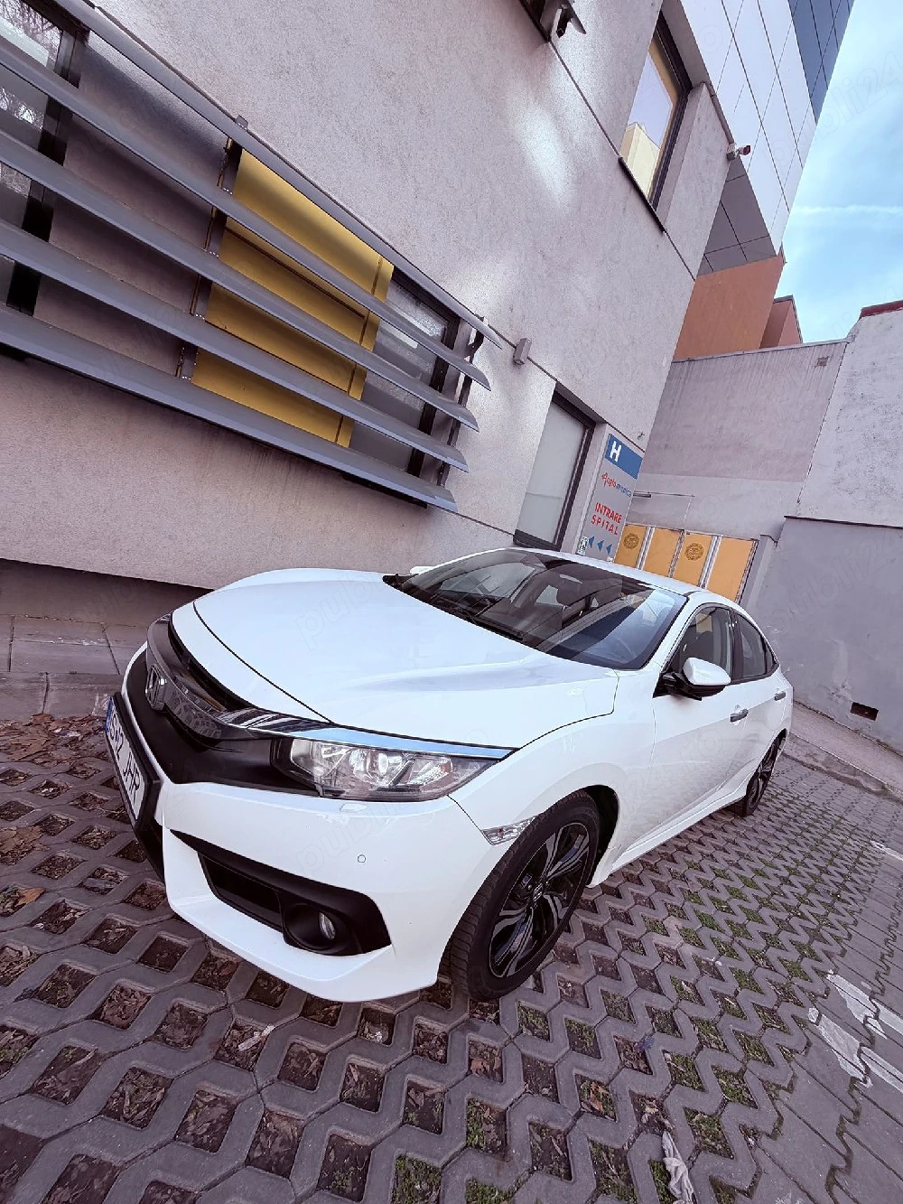 Honda Civic Sedan 2018 | 1.5 Turbo 182CP | 126.000 KM | Elegance | 2 Seturi Anvelope