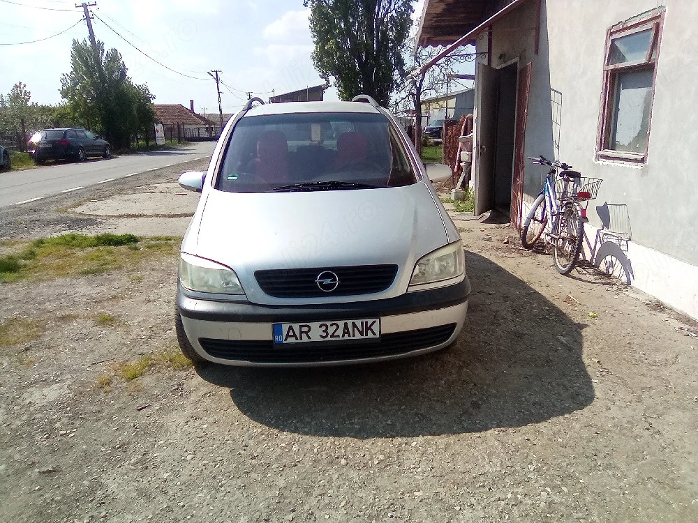 Opel Zafira 