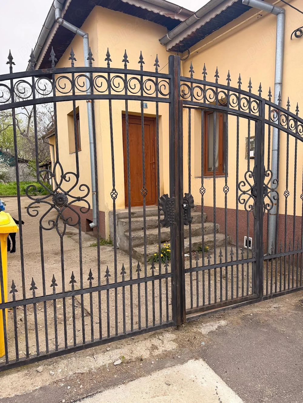 Teren intravilan zona ultracentral Brazda