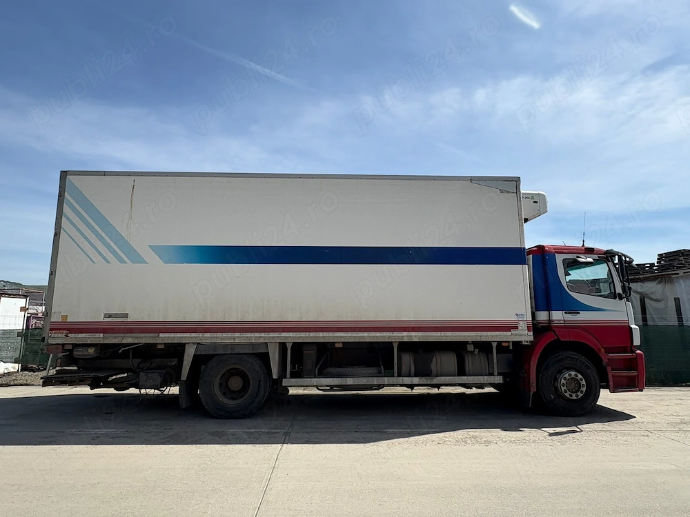 Mercedes-Benz Axor   Autoutilitară Frigorifică N3   2008
