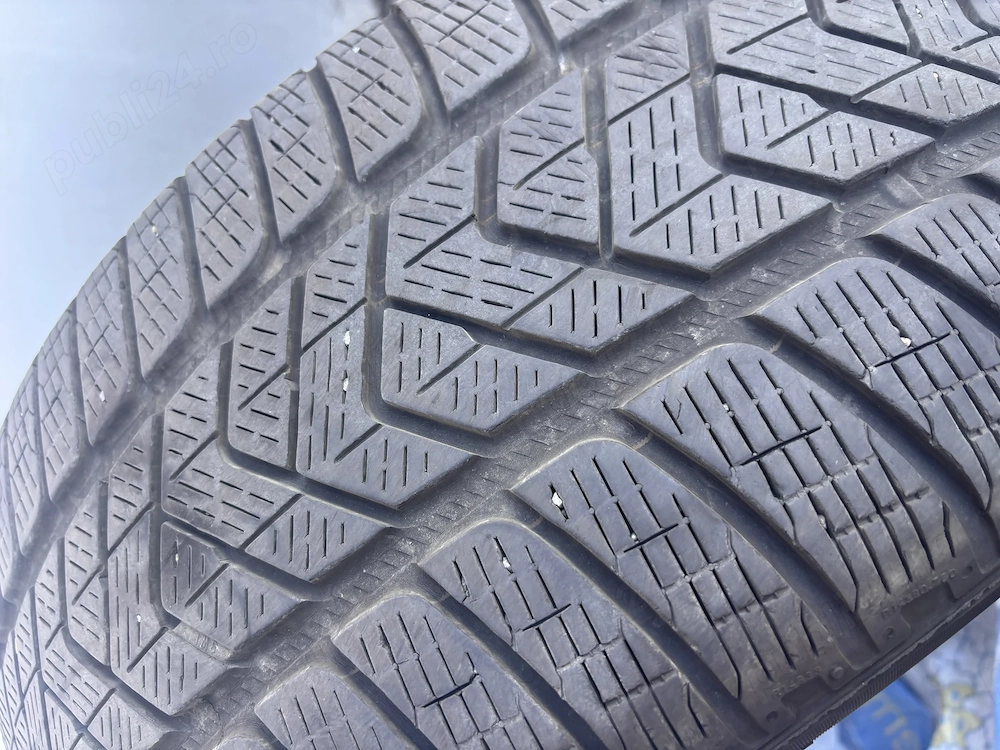 Anvelope iarnă Pirelli