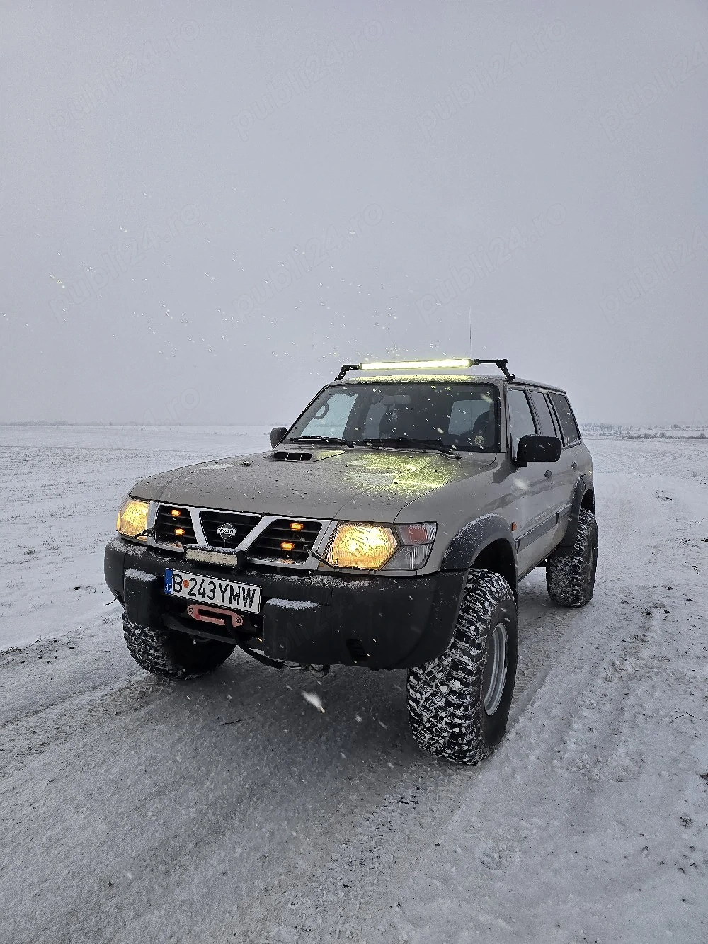 Nissan Patrol y61 Lung Autoutilitară 