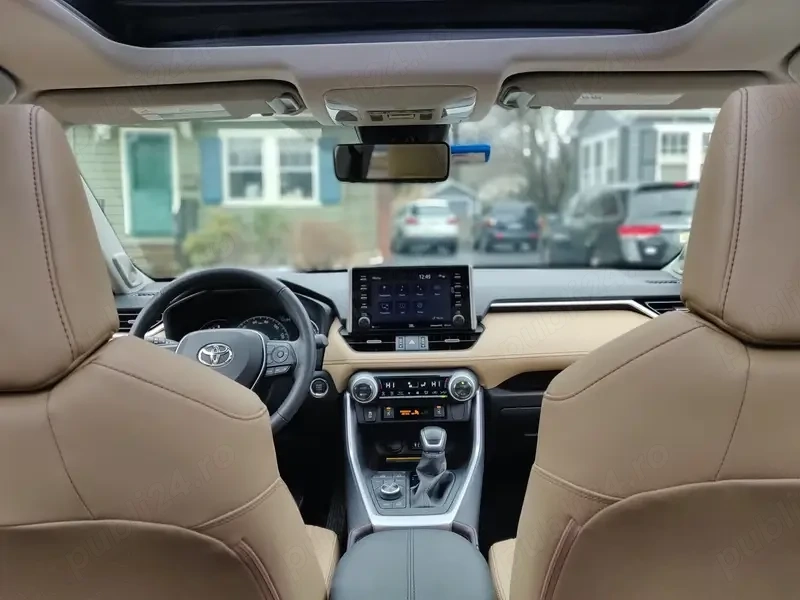 Vand Toyota RAV 4 AWD Luxury 2022