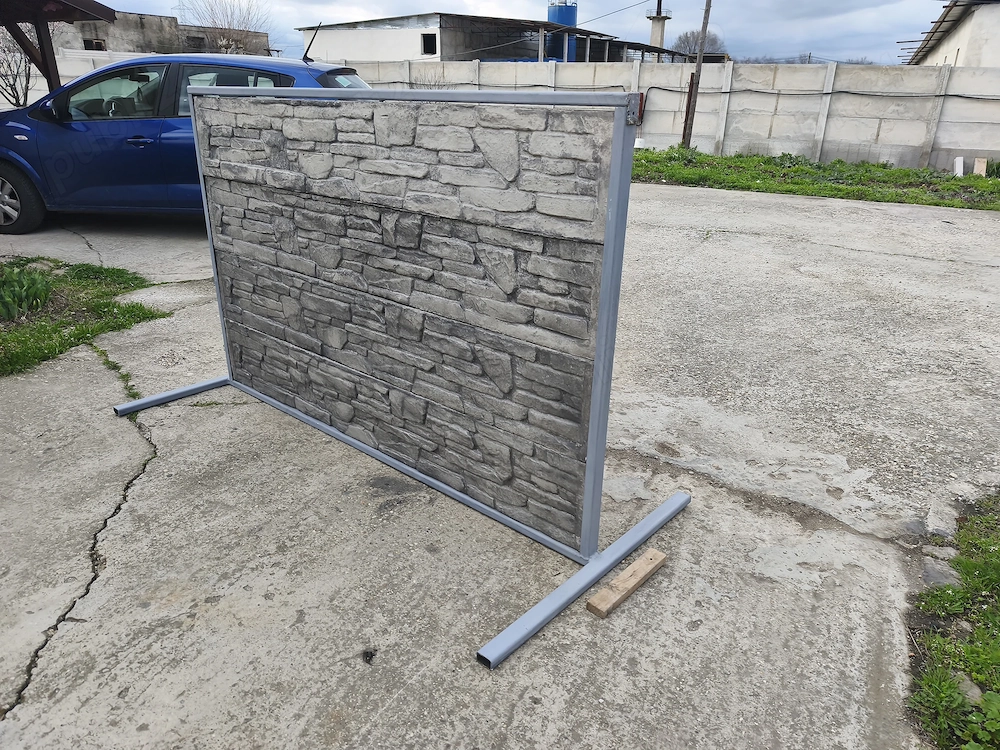Caut colaborator sau asociat pentru producere gard din beton cu model pe ambele părți 