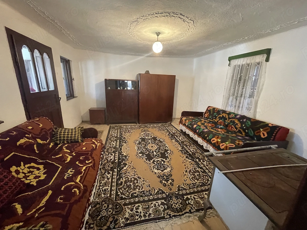 Casă de vânzare în comuna Bobalna