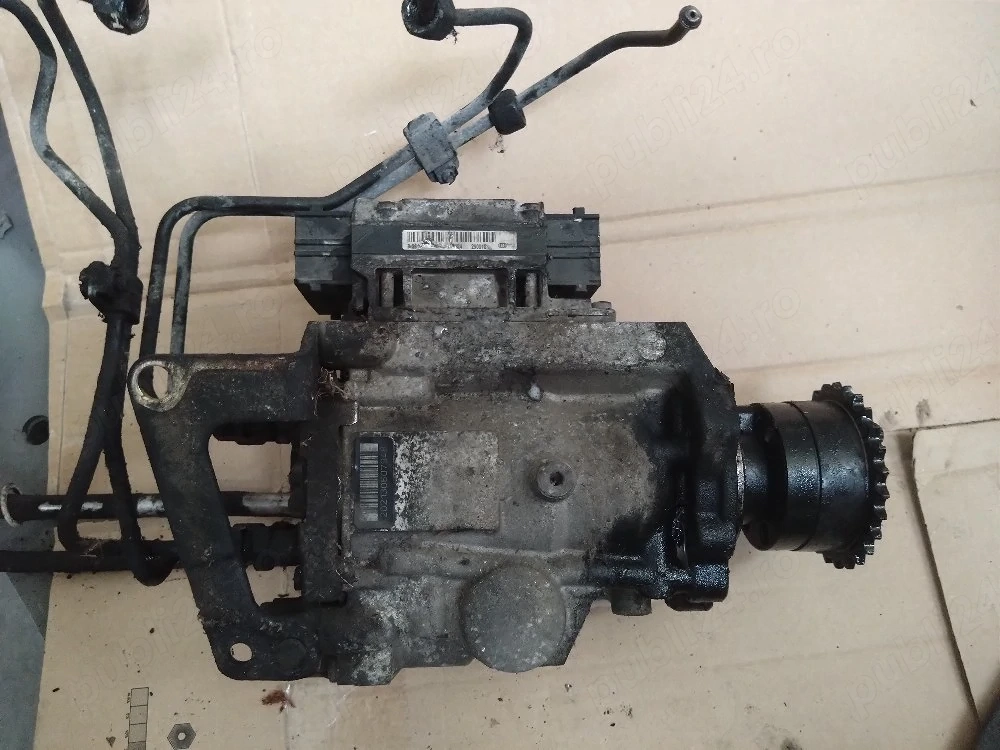 Pompa injectie Opel astra G 2.0 Dti 101 cp 2 mufe vp44 cod  