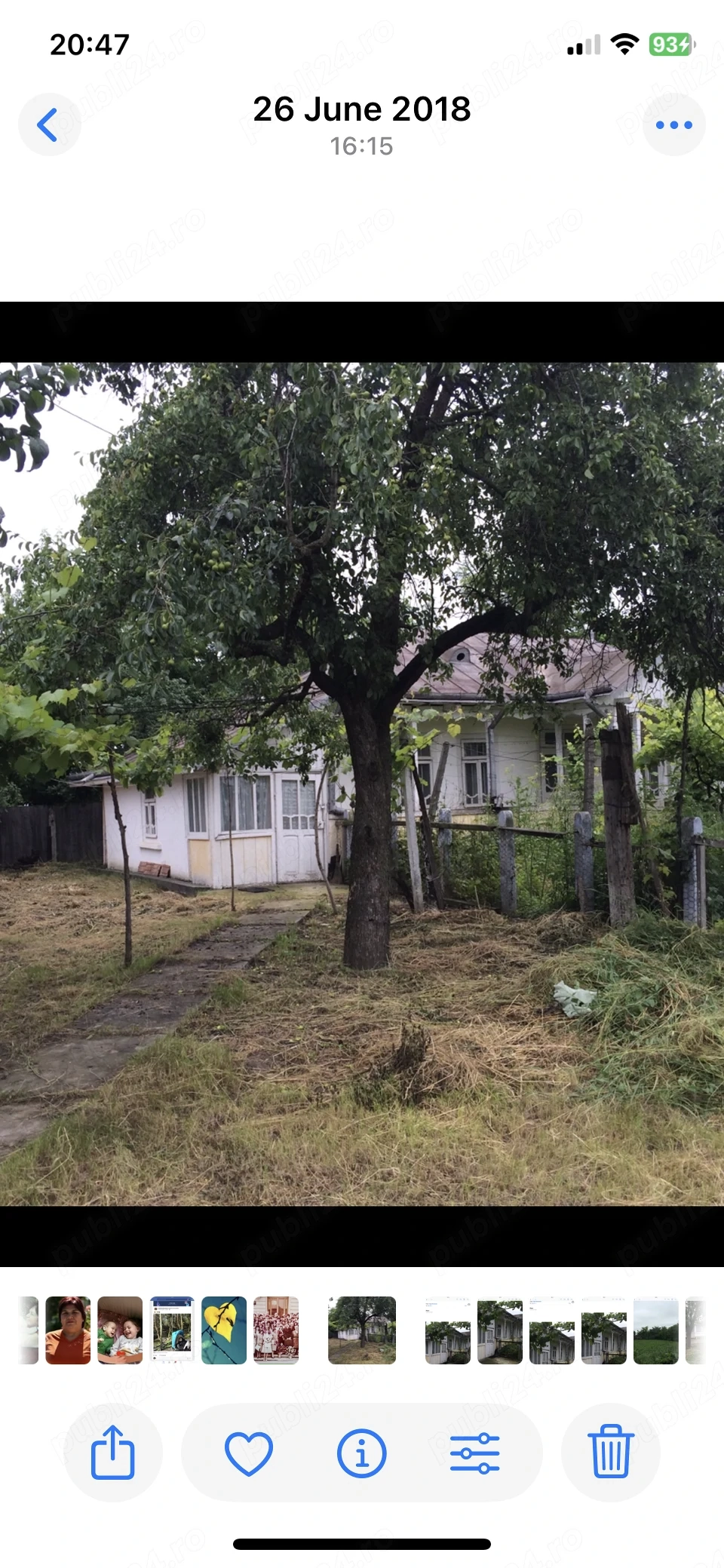 Vind teren intravilan 2520 mp construibil la sosea ce include casa batrineasca in Moreni Iasi