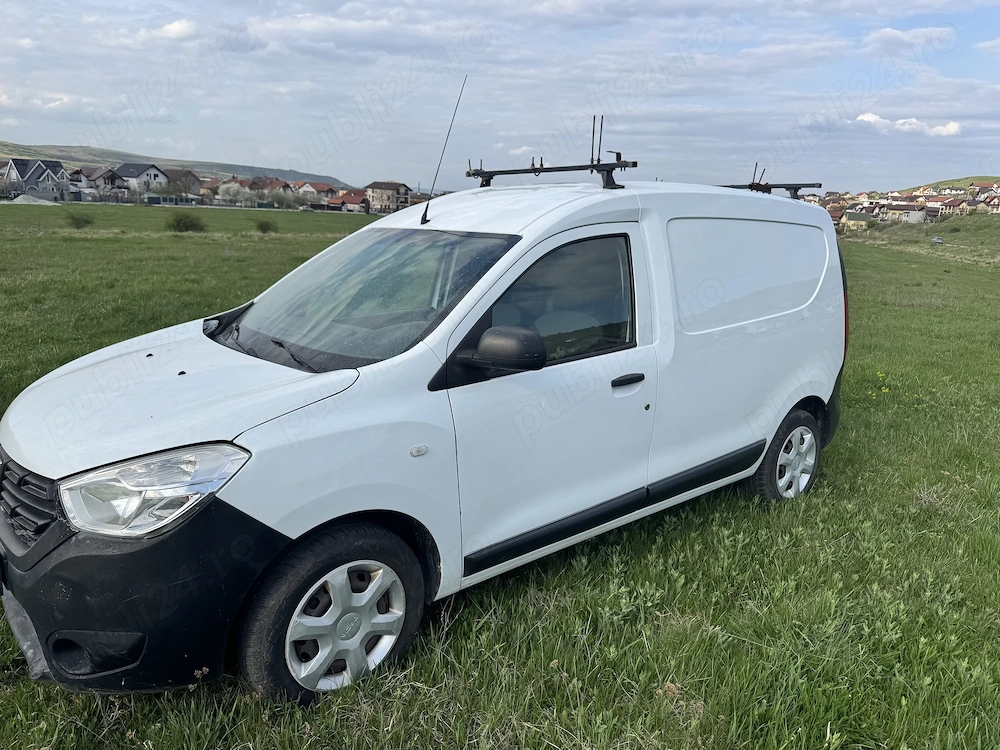 Vând Dacia Dokker 2017 înmatriculat TVA deductibil 