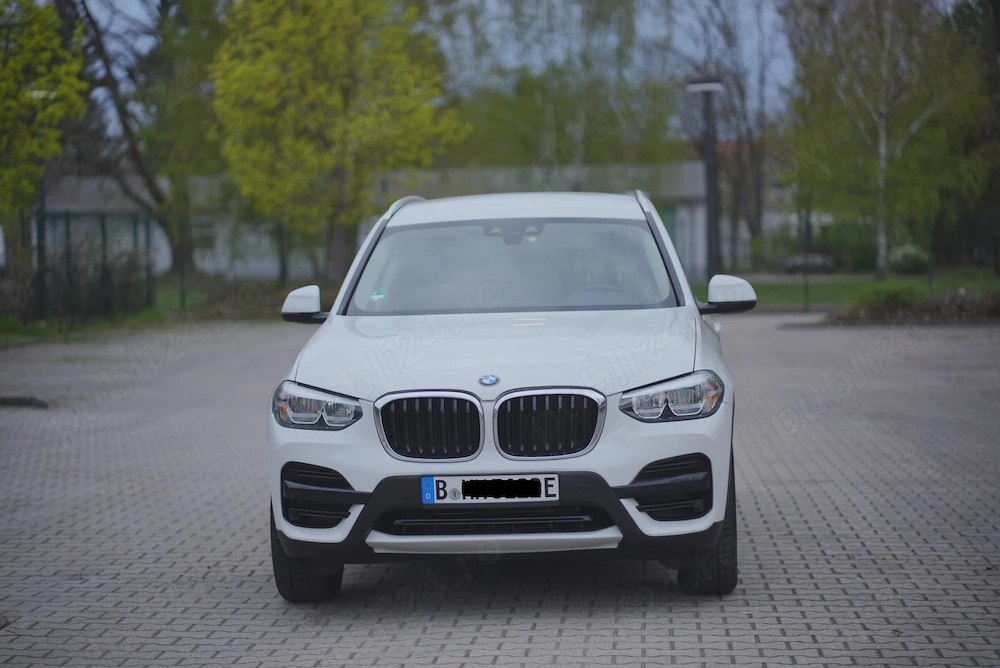 BMW X3 xDrive30e Business Advantage 215kW - 292PS