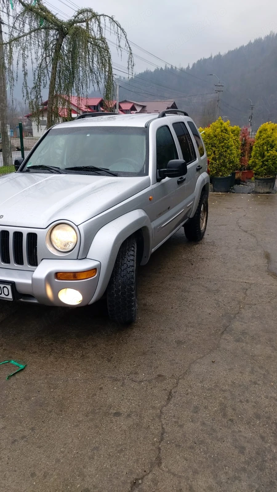 Jeep Cherokee Limited 2003 2.5 CRD