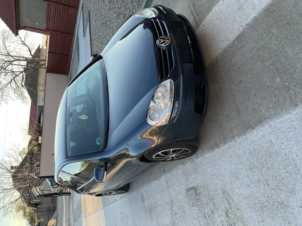 Volkswagen Golf 5                                  .