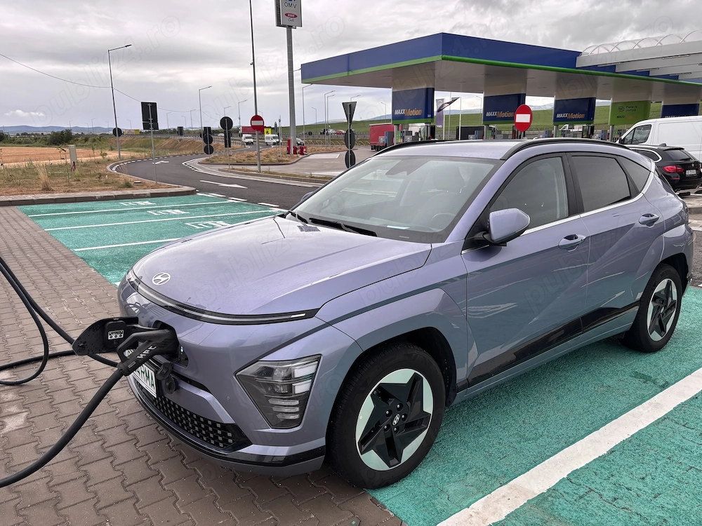 Kona electrică 64 kW , preț cu tva sau predare leasing