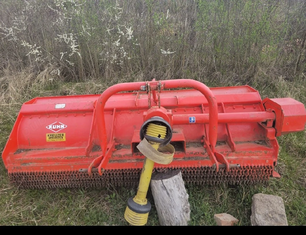 vând tocător resturi vegetale kuhn 2.5 m