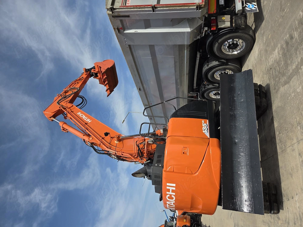 Excavator Mediu ZX135 Nou si SH oferte pe baza de vizionare