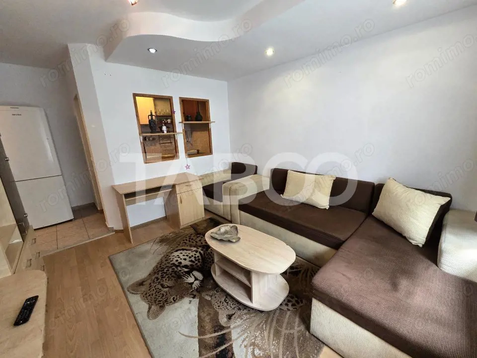 Garsoniera de inchiriat mobilata utilata la parter Vasile Aaron Sibiu