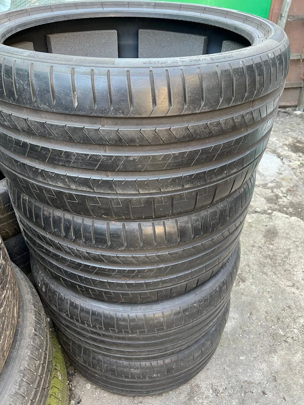 set anvelope PIRELLI P ZERO pz4 fata 255 35 / 285 30 21 si 265 40  / 305 35 zr 21