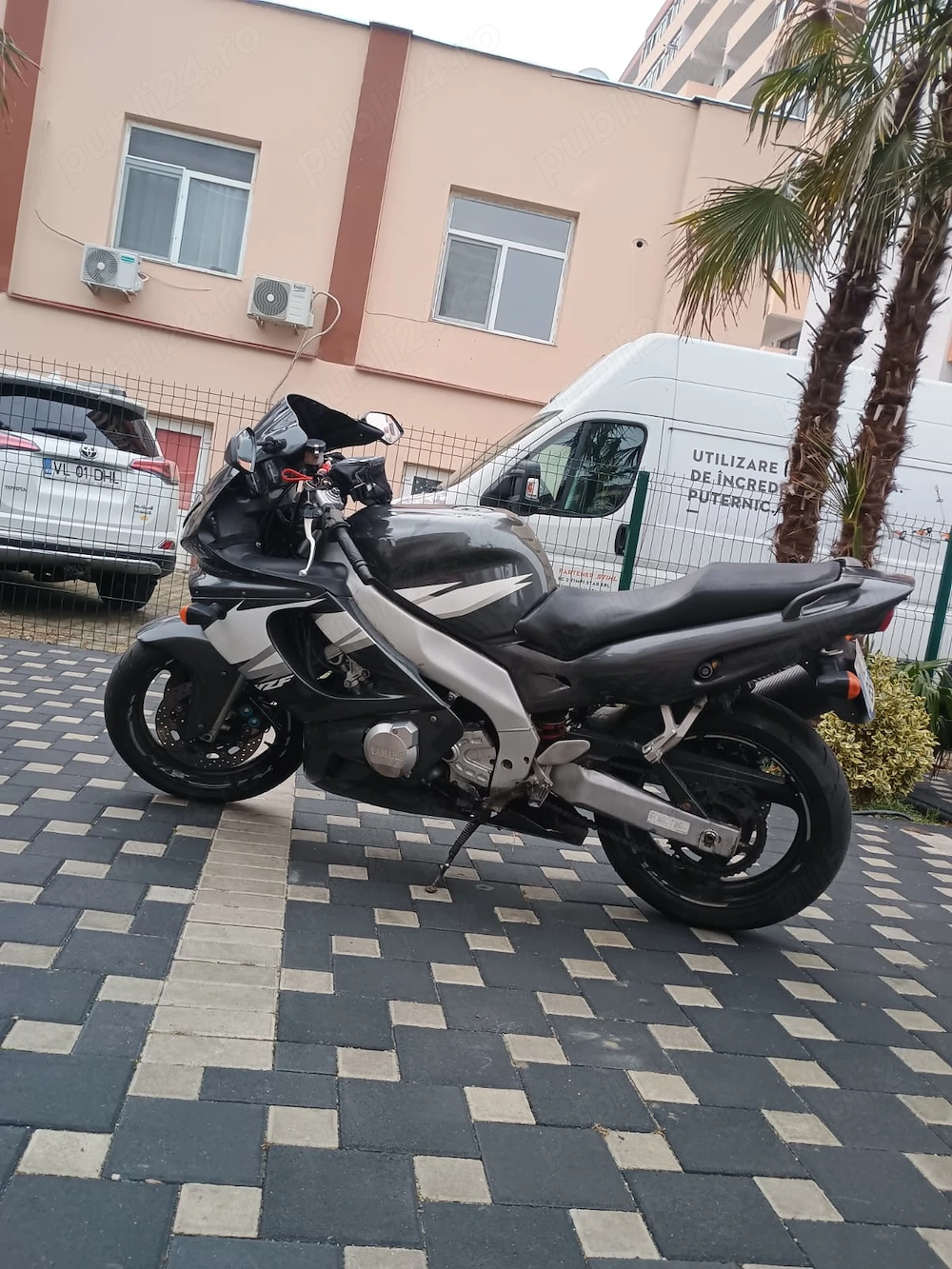 Yamaha Thundercat YZF R 600