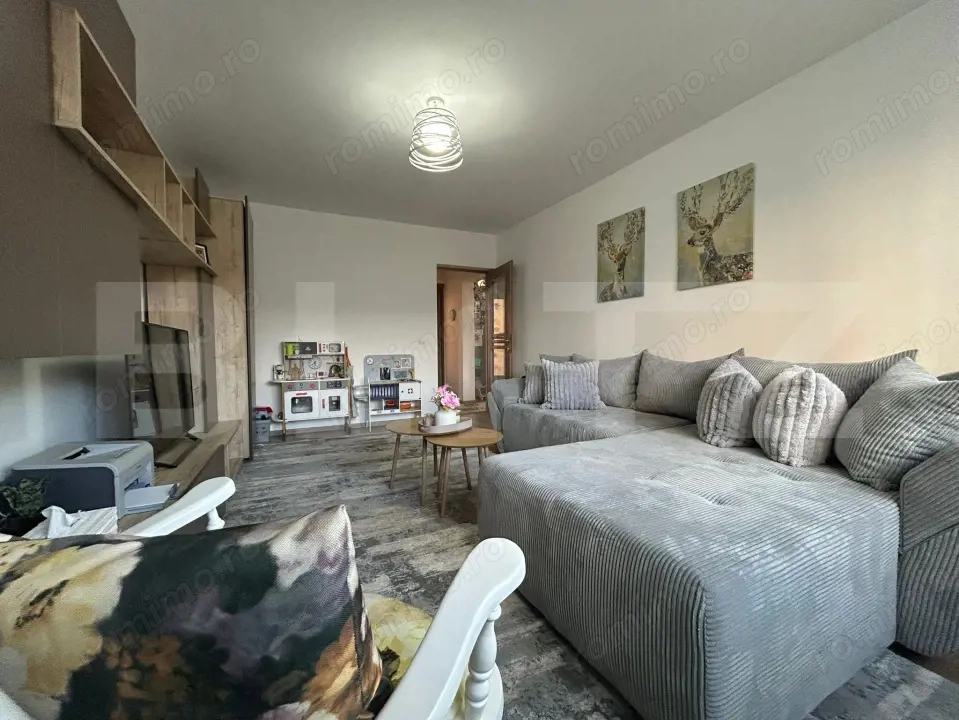 Apartament 3 camere, 71 mp, decomandat, parter – design modern