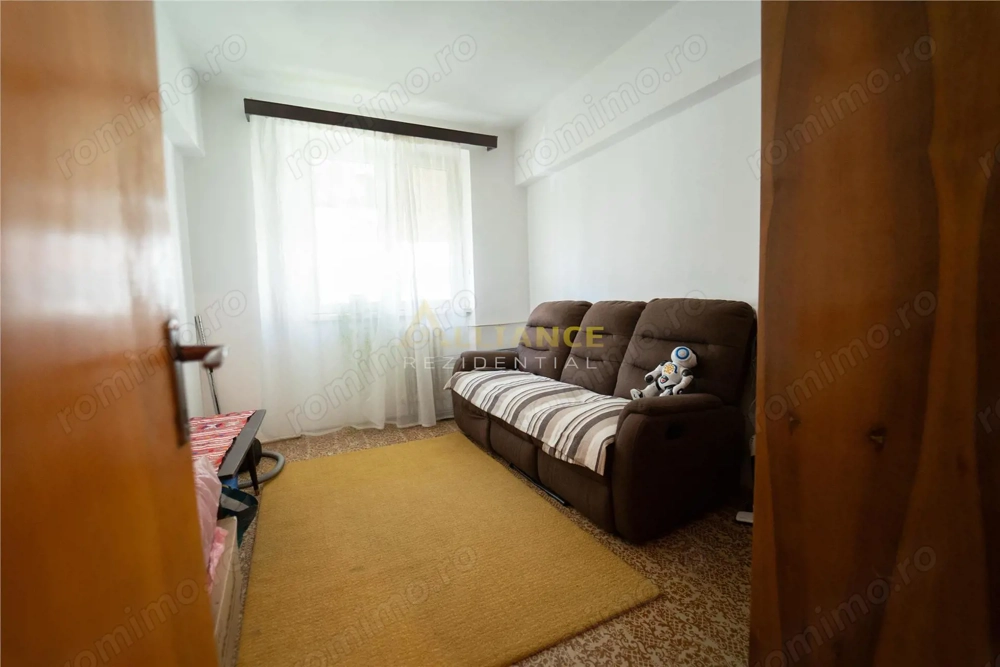 Apartament 3 camere de vanzare – 3 minute Metrou Tineretului si Parcul Tineretului