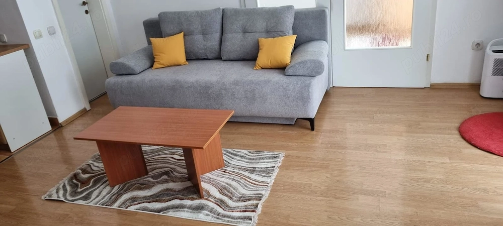 Apartament 2 camere si parcare cu bariera in zona centrala, str. G-ral Traian Mosoiu 