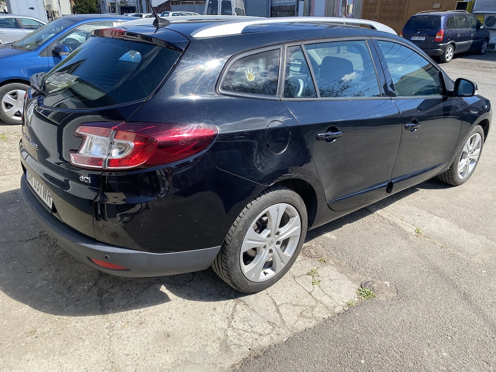 Reducere de preț Vând Renault Megane 1,5 diesel,an 2012