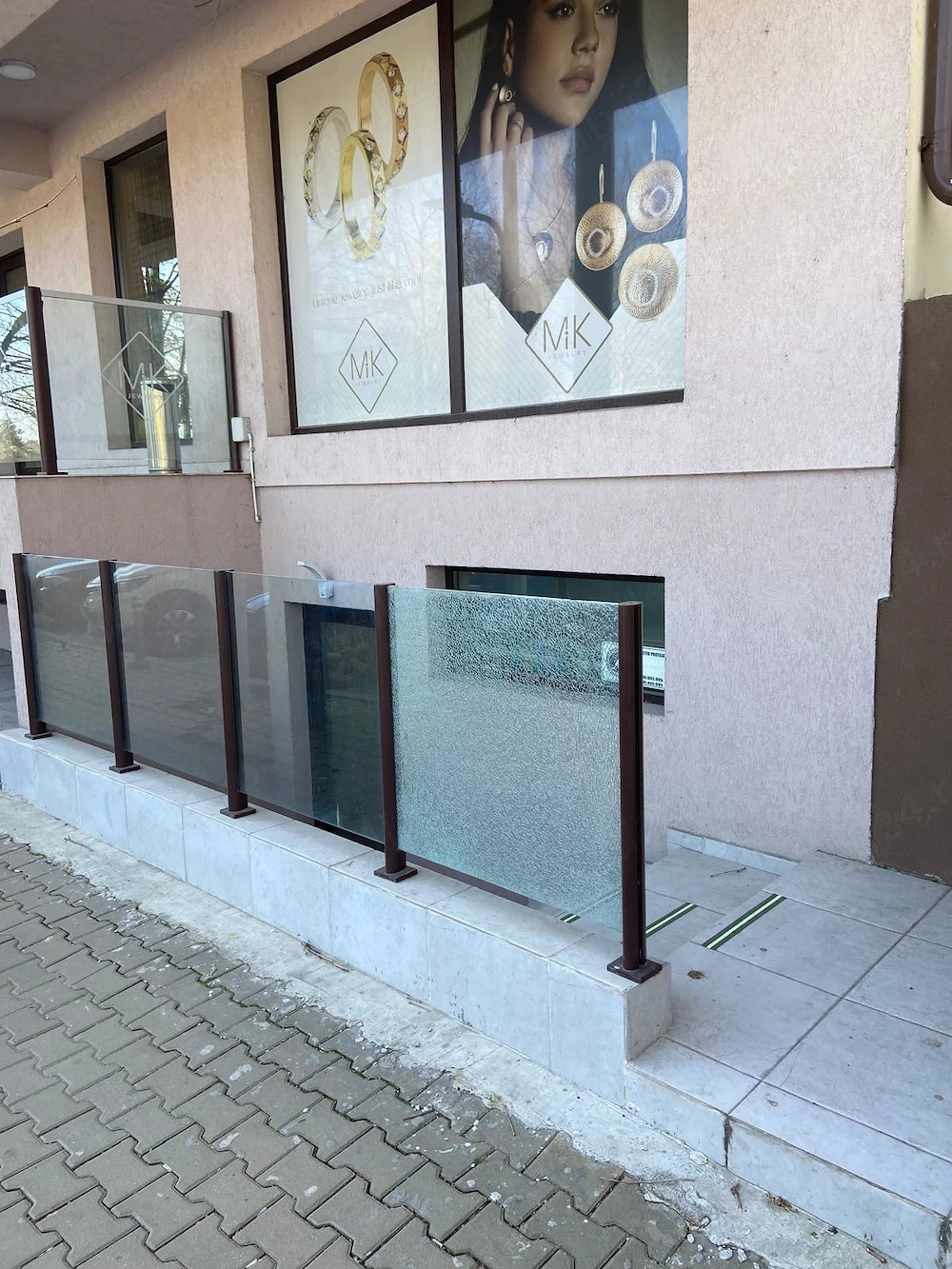 Spatiu comercial,90mp,zona City Mall.