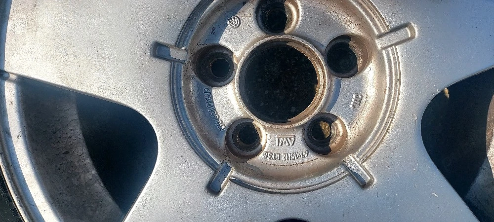 Set 4 Jante de aluminiu 195 65R15 6Jx15 h2 Foarte bună Volkswagen