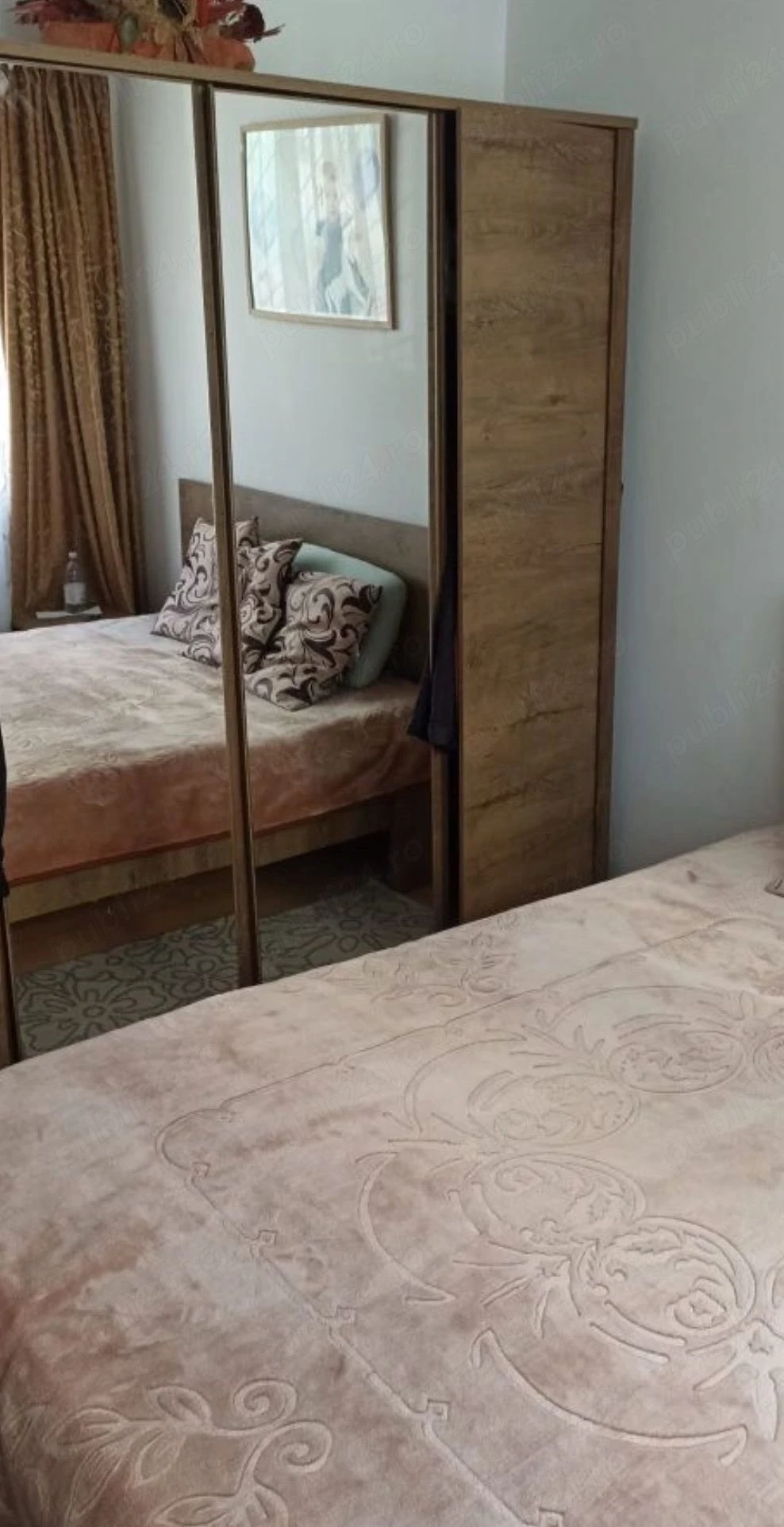 De vanzare apartament cu 3 camere și balcon, situat la parter ,zona Bisericii Constantin și Elena