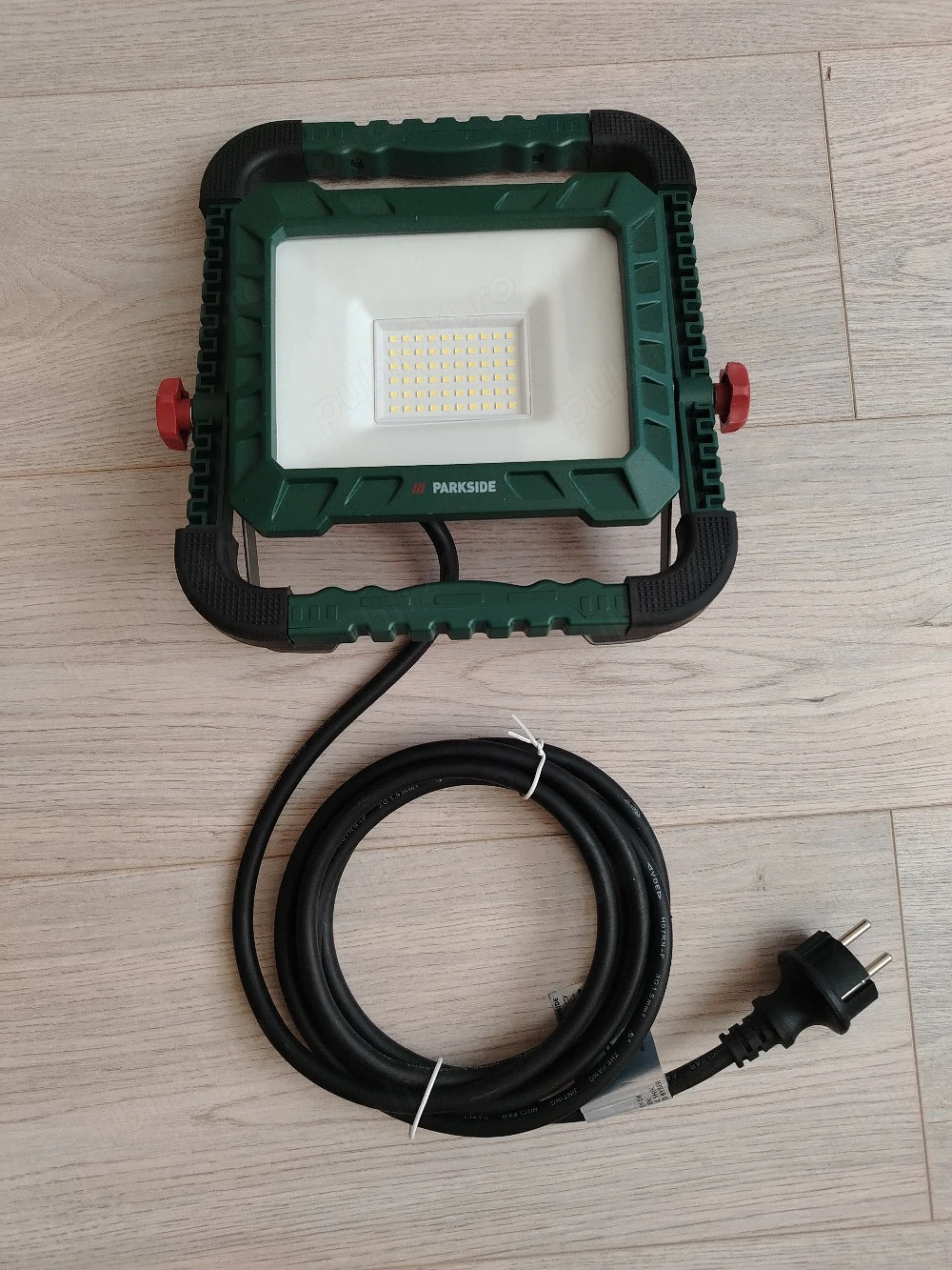 Proiector Parkside nou