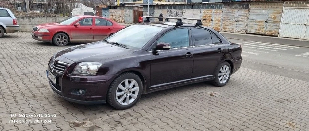 Vand Toyota Avensis